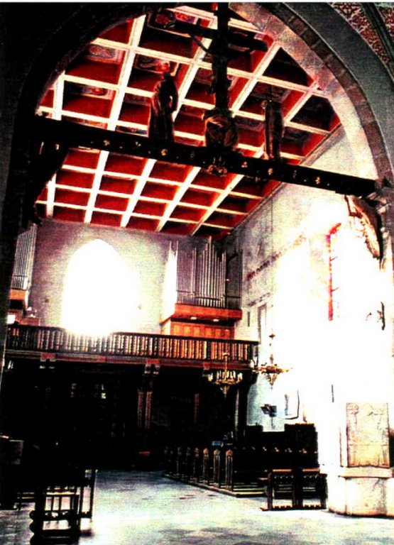 widokzprezbiteriumnanawfoto1998r.jpg